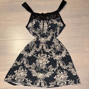 linea donatella dress